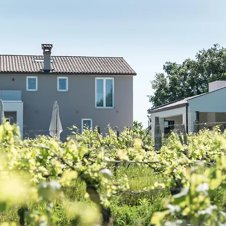 Villa Laura Santalezi